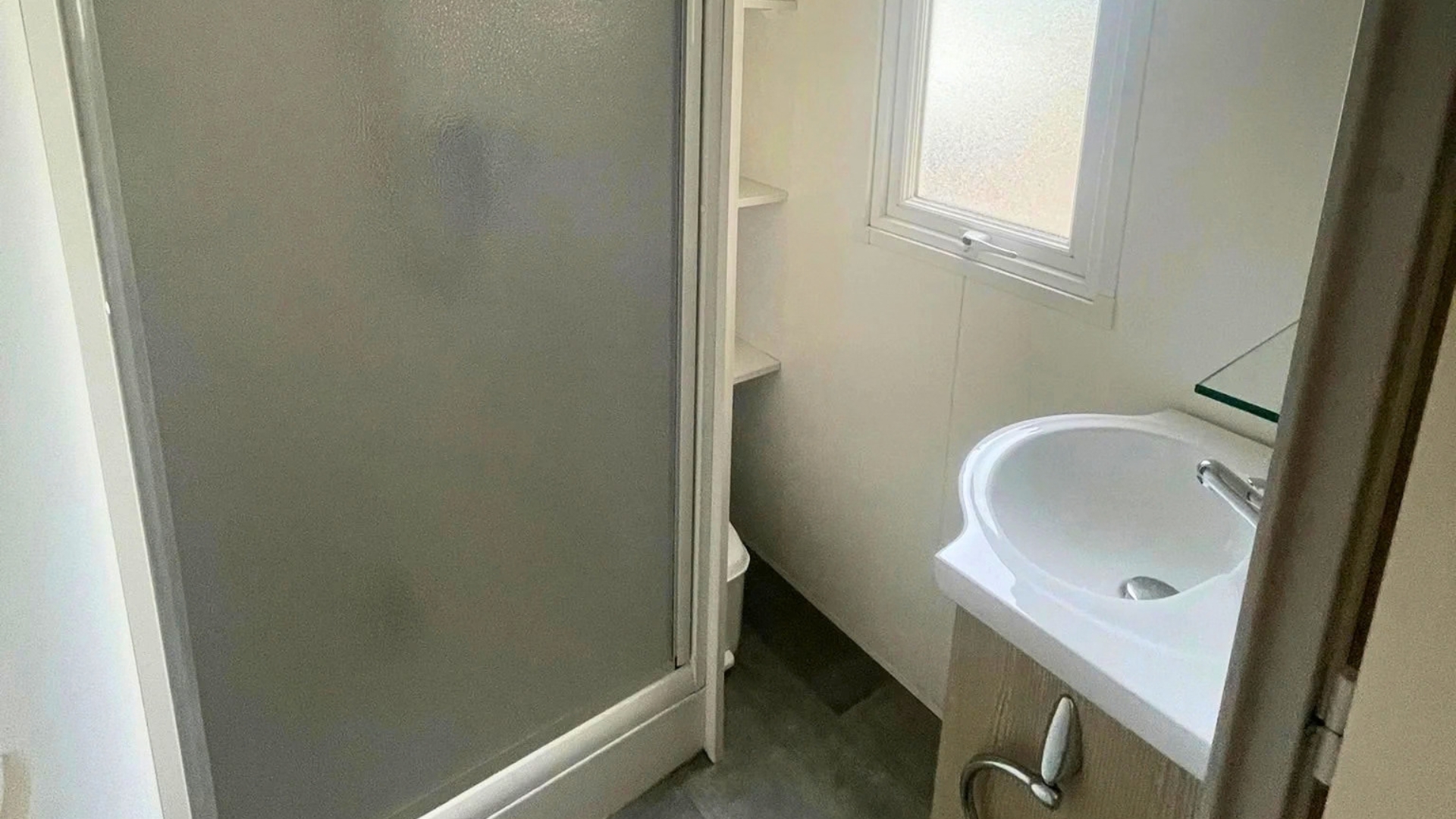 Casa móvil de dos dormitorios Trigano EVO 24 destinada a un parque de alquiler profesional