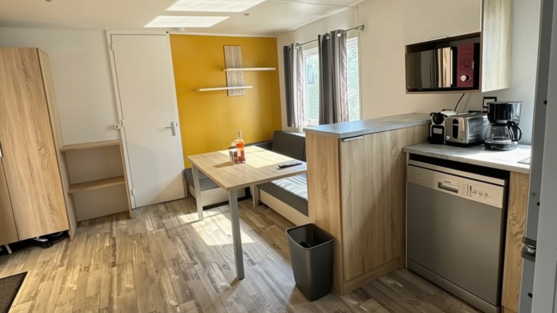 Mobil-home Rapidhome New Valley VP92 d’occasion destiné aux professionnels du camping
